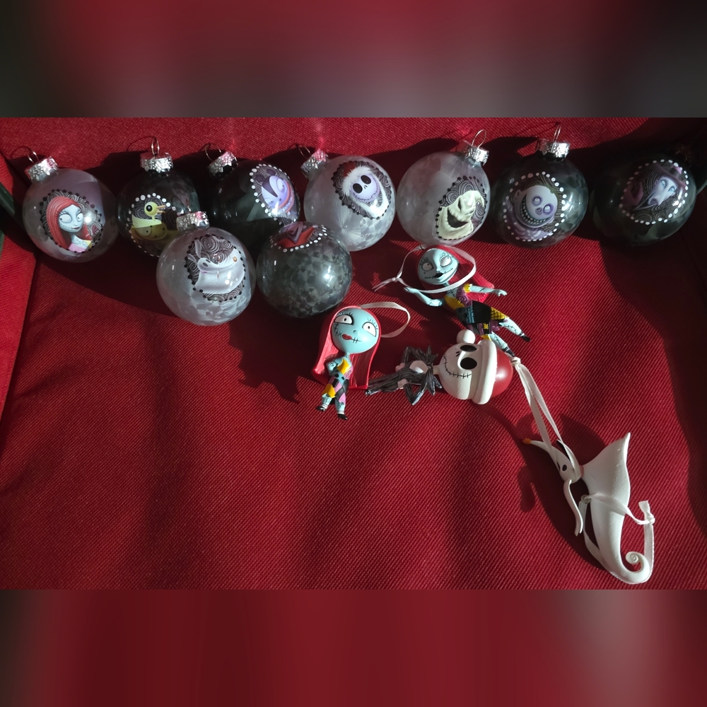 Black and Gray Holiday Ornament Set - Picture 5 of 5